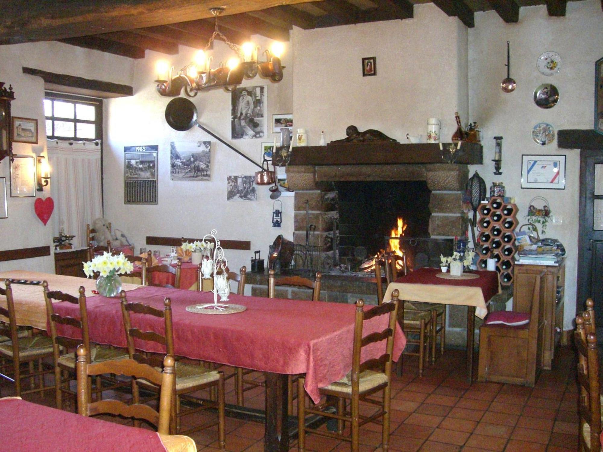 Chambres D'Hotes De La Ferme Auberge De Mesauboin Bille ภายนอก รูปภาพ